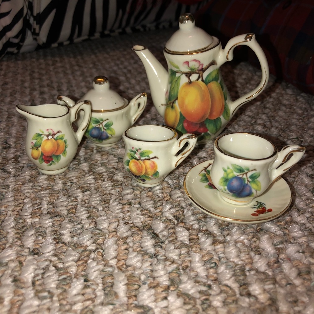 Play tea set!!